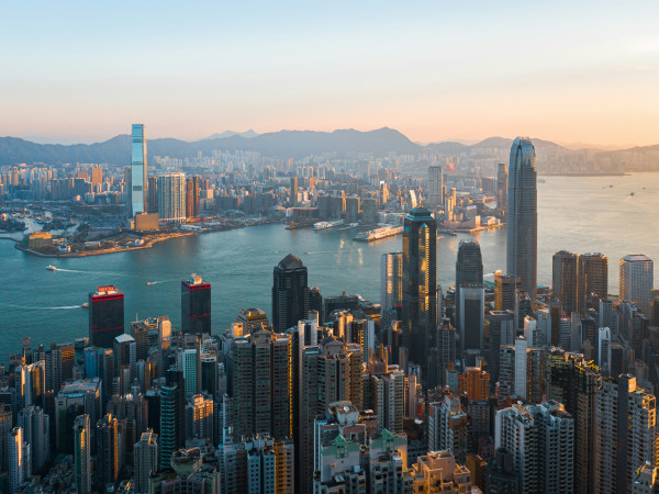 《新時代治國理政紀實》第一卷中文繁體版在香港首發